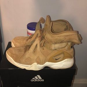 Nike air unlimited wheat